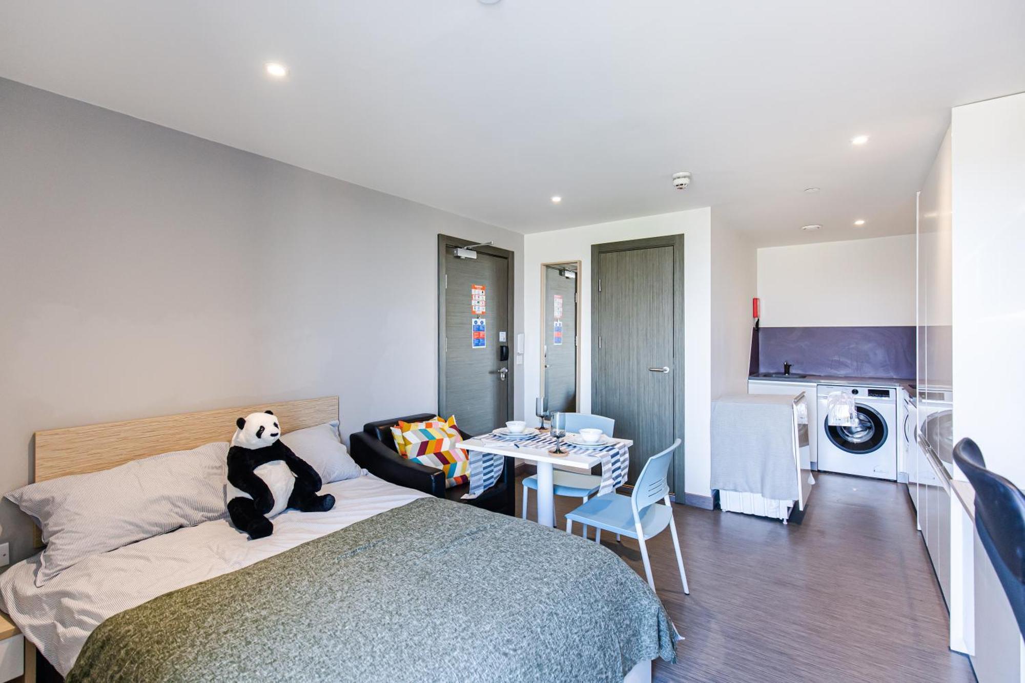 New Era Living - Ensuite Rooms Next To Bramall Lane 셰필드 객실 사진